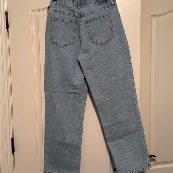 Women’s Abercrombie and Fitch Jeans - Picture 5 of 5